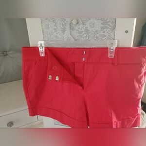 NY&C shorts